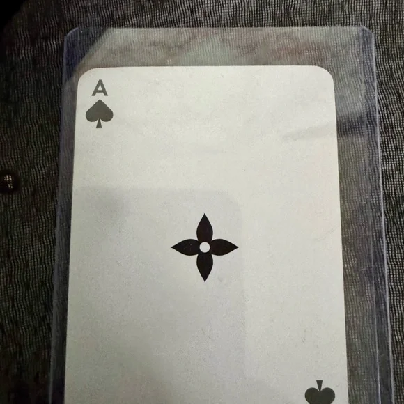 Louis Vuitton Multicolor Monogram Card Ace of spades - Picture 2 of 2